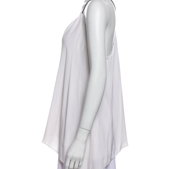 🎉HP🎉Milly Silk V-Neck Top w/ Tags - Picture 2 of 3